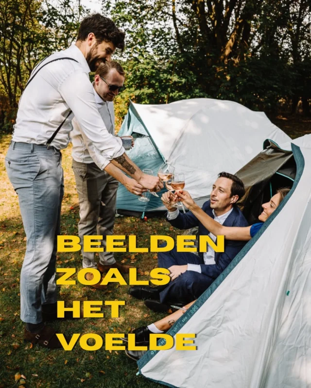 Beelden zoals het voelde. Dat is hoe ik het graag wens. En dat mag opgevat worden zoals dat voor jullie past. In zijn eenvoud, met chaos, een lach en traan, en ook de lol tijdens een fotomoment van jullie 2. Want een fotoshoot klinkt zwaar, maar als we gewoon lol hebben dan is het ook niet meer dan dat met te gekke plaatjes als resultaat. En de rest van jullie dag...Die leg ik het liefst zó vast dat jullie achteraf, over 10 jaar, over 20 jaar naar de foto's kijken en zeggen, "JA, zo voelde onze dag".